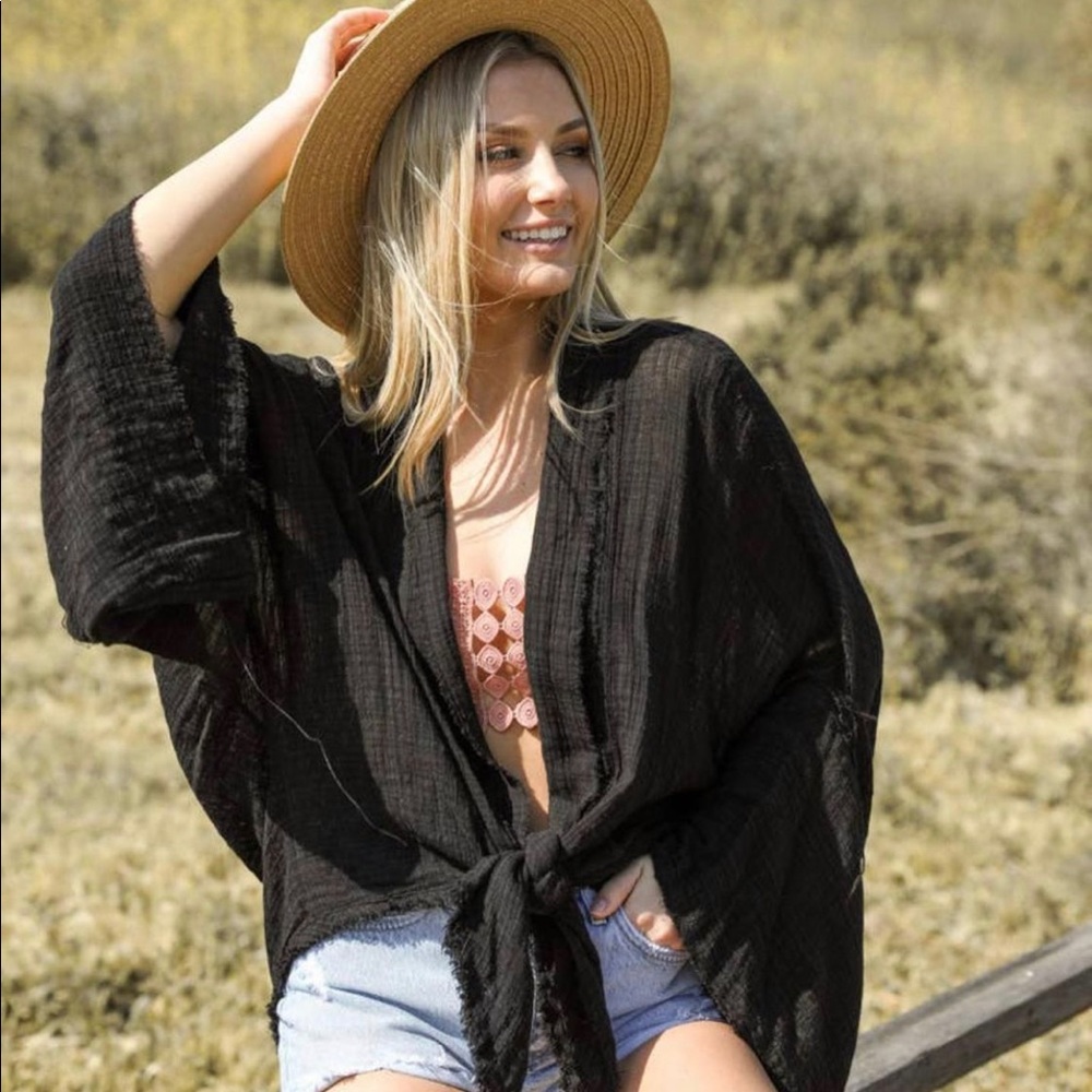 🚨SALE: Boho Black Short Kimono